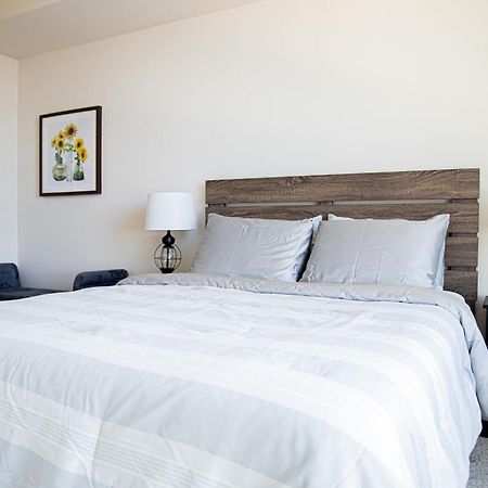 One Bedroom Gem In Weho Los Angeles Bagian luar foto
